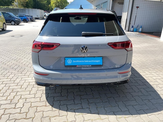 Volkswagen Golf 1.5 eTSI DSG Variant