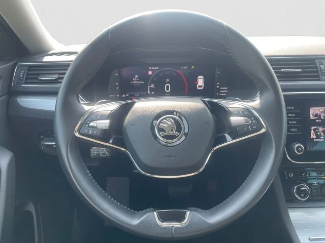 Skoda Superb 2.0 TDI Combi