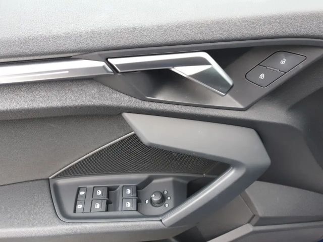 Audi A3 30 TDI Sedan