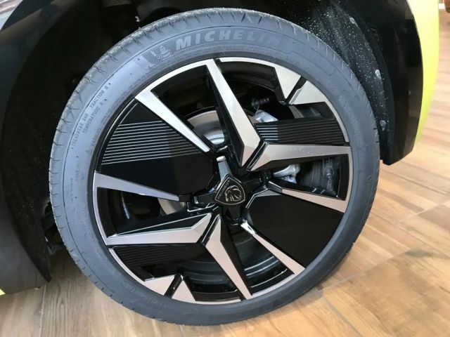 Peugeot E-208 GT-Line