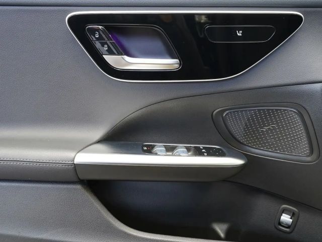 Mercedes-Benz C 200 AVANTGARDE C 200 d Estate