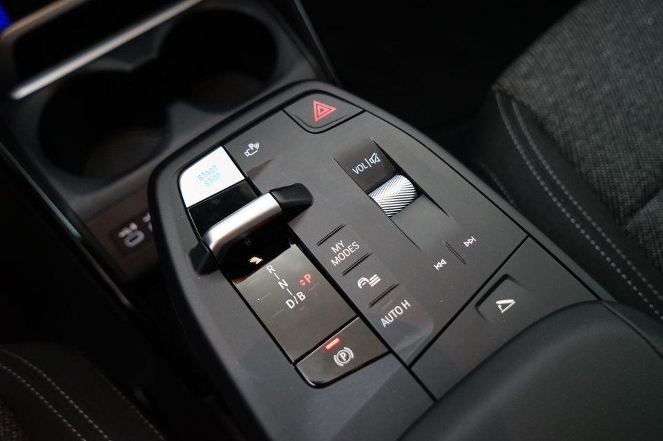 BMW iX1 xDrive30