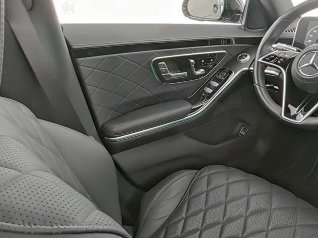 Mercedes-Benz S 350 4MATIC S 350 d Sedan