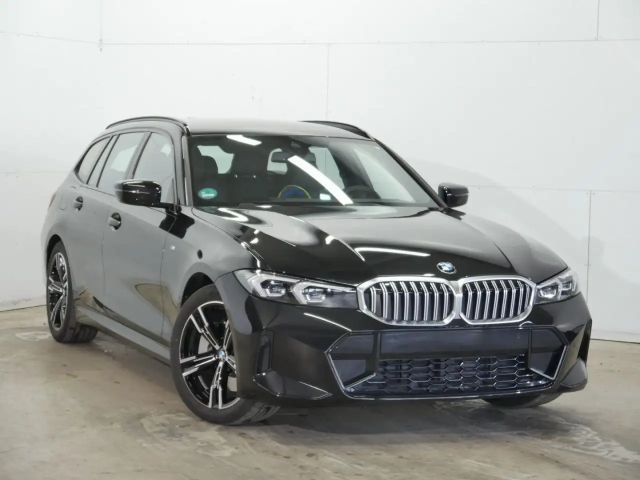BMW 330 330i M-Sport Touring xDrive