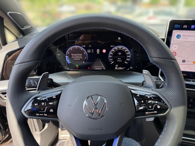 Volkswagen Golf 2.0 TSI Golf VIII