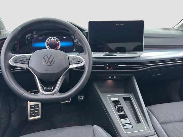 Volkswagen Golf 1.5 eTSI Life