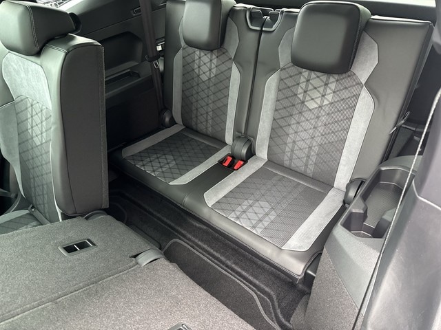 Volkswagen Tiguan Allspace DSG R-Line