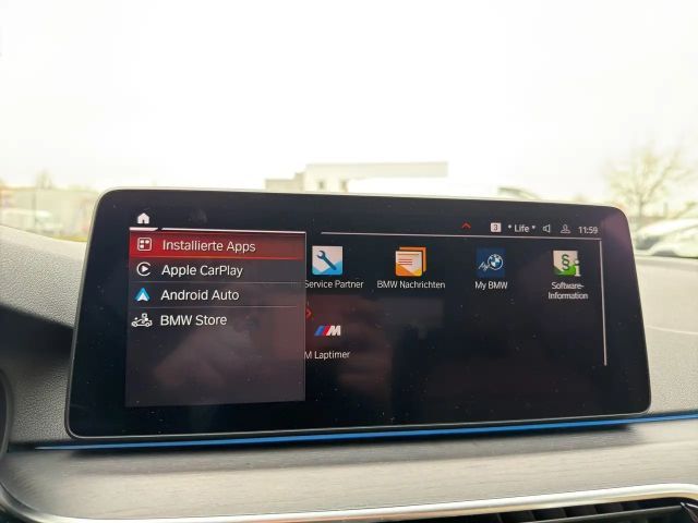 BMW 545 545e M-Sport Sedan xDrive