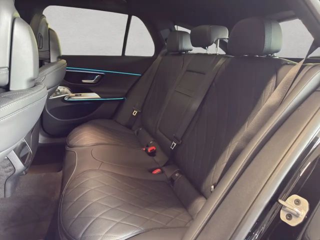 Mercedes-Benz E 300 E 300 e