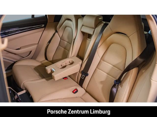 Porsche Panamera 4 E-Hybrid