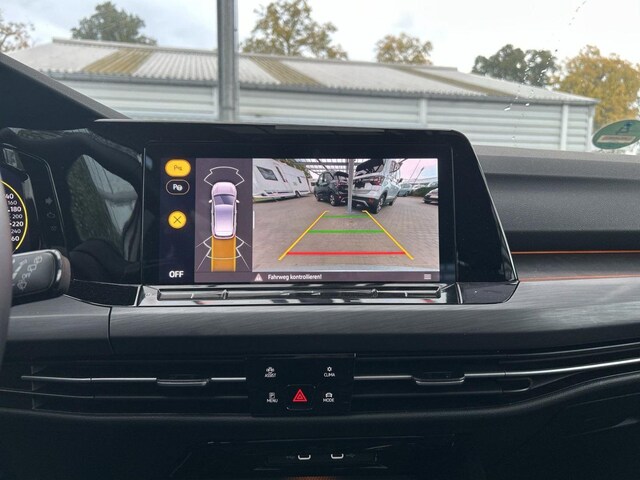 Volkswagen Golf 1.5 eTSI DSG