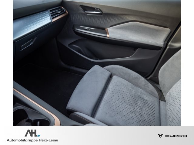 Cupra Born ALU 19''+DCC+PANO+360° KAMERA+AR HUD+KEYLESS+BEATS AUDIO+TECH M+KLIMA+NAVI