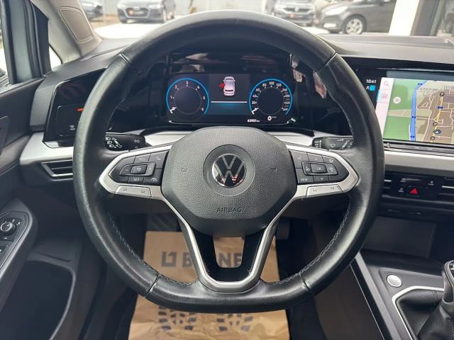 Volkswagen Golf Life