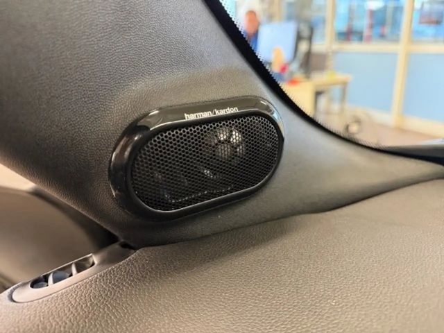 MINI Cooper Cabrio MINI Cooper S Cabrio