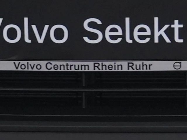 Volvo V60 Cross Country AWD Plus