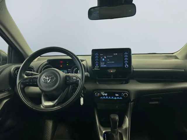 Toyota Yaris Hatchback Hybride Team D