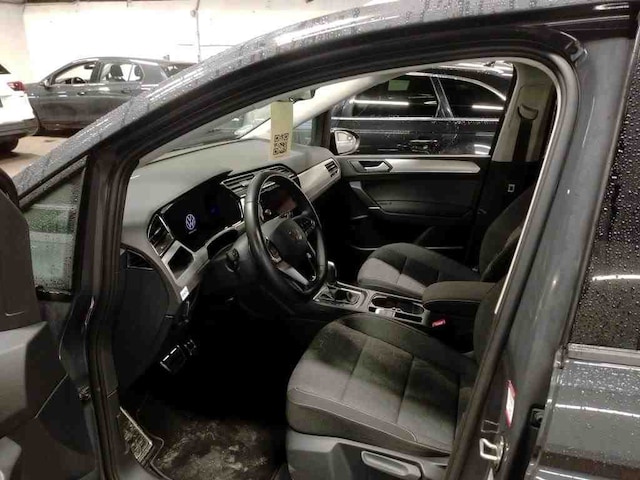 Volkswagen Touran 1.5 TSI DSG IQ.Drive Move