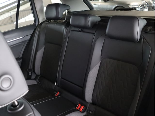 Volkswagen Golf 1.5 eTSI DSG Golf VIII Variant