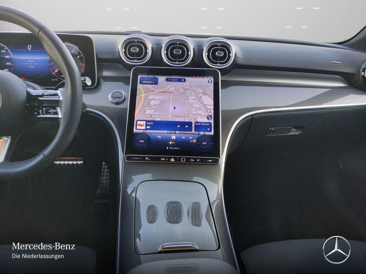 Mercedes-Benz C 200 AMG Line Sedan