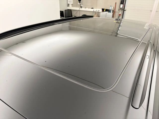 Volkswagen Touareg 4Motion R-Line