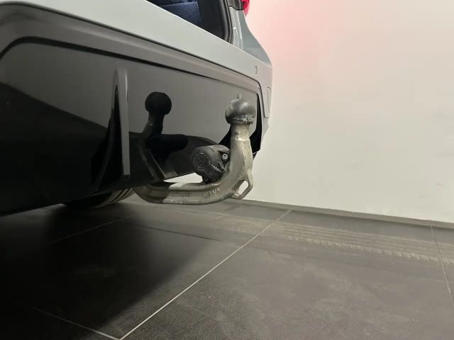 BMW 330 330e M-Sport Touring xDrive