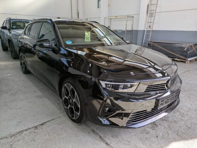 Opel Astra Sports Tourer Ultimate