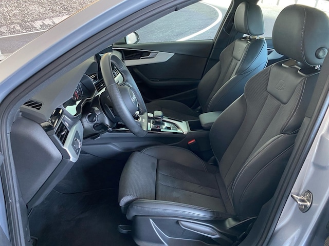 Audi A4 35 TFSI S-Tronic Sedan