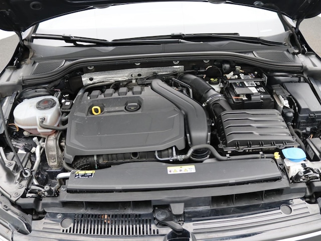 Volkswagen Golf 1.5 TSI Golf VIII