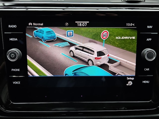 Volkswagen Touran 1.5 TSI DSG Highline