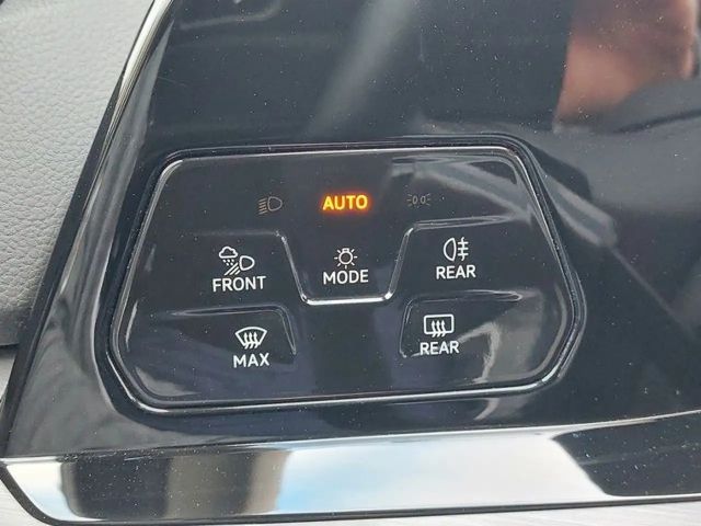 Volkswagen Golf DSG Golf VIII Style Variant