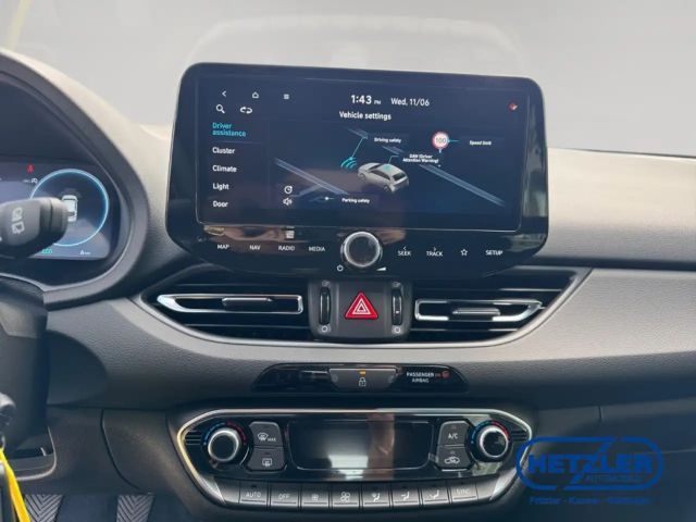 Hyundai i30 Advantage Hybrid T-GDi