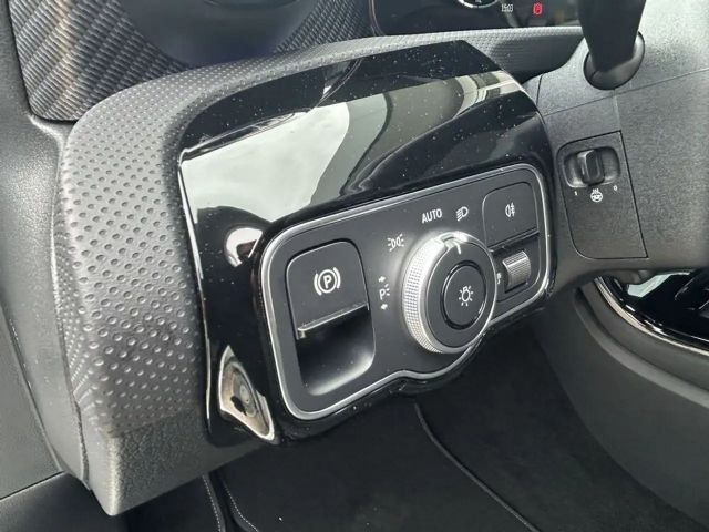 Mercedes-Benz A 180 °Automatik° Behaltefrist Feb.2026