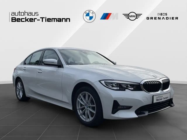 BMW 320 320e Sedan Sport Line