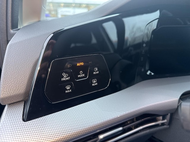 Volkswagen Golf TSI 4M Tageszulassung/ DCC-Fahrwerk