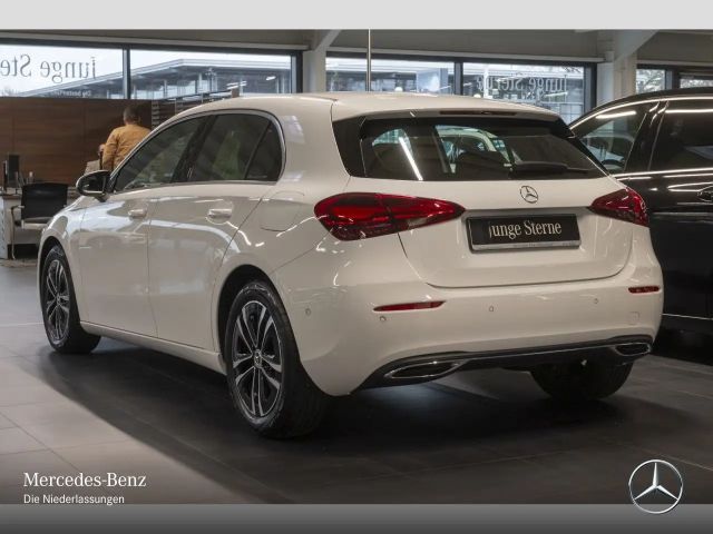 Mercedes-Benz A 180 Progressive