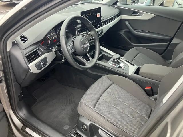 Audi A4 40 TDI Quattro Sedan