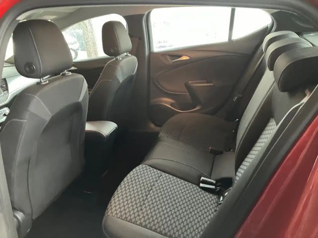 Opel Astra 1.2 Turbo