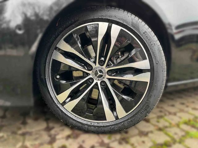 Mercedes-Benz C 220 AVANTGARDE C 220 d Estate