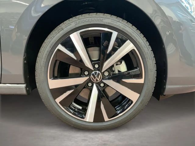 Volkswagen Golf Business DSG Variant