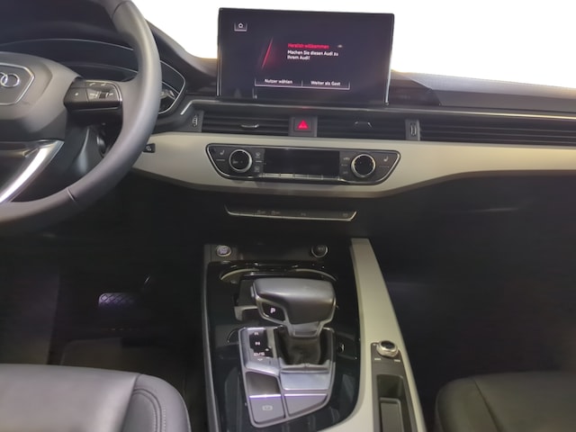 Audi A4 35 TFSI Avant S-Tronic