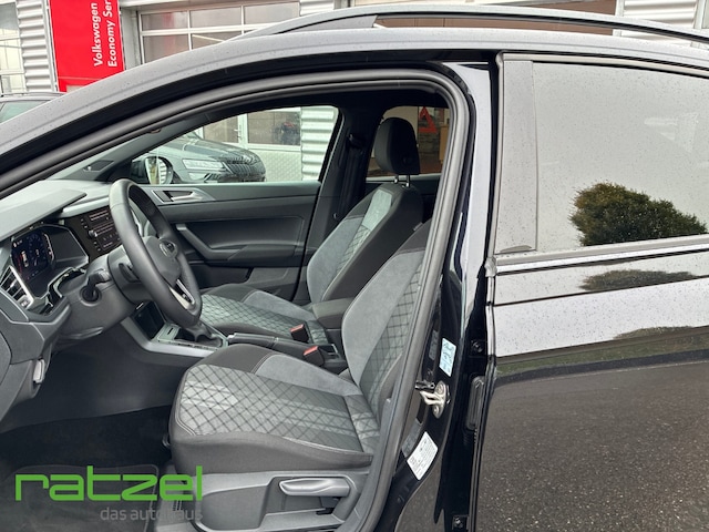 Volkswagen Taigo 1.0 TSI DSG R-Line