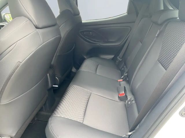 Toyota Yaris Hatchback Hybride Style