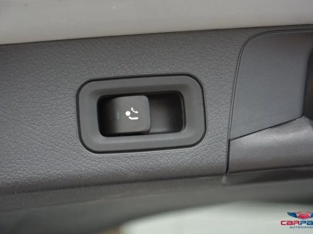 Mercedes-Benz GLB 200 4MATIC