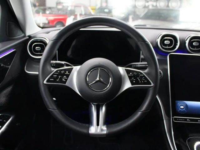 Mercedes-Benz C 180 AVANTGARDE Sedan