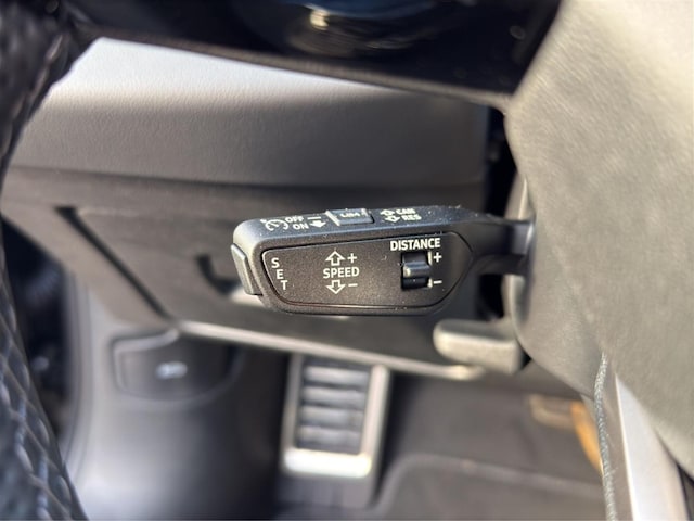 Audi A6 Avant Quattro S-Tronic