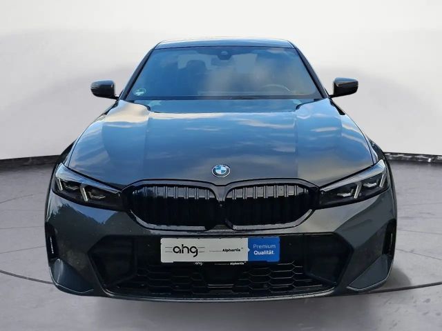 BMW 320 320d M-Sport Sedan xDrive