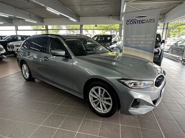 BMW 320 320d Touring xDrive
