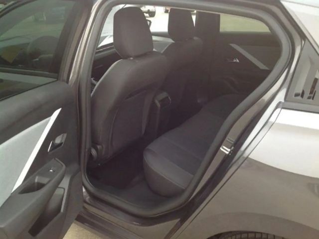 Opel Astra 1.2 Turbo Enjoy Turbo