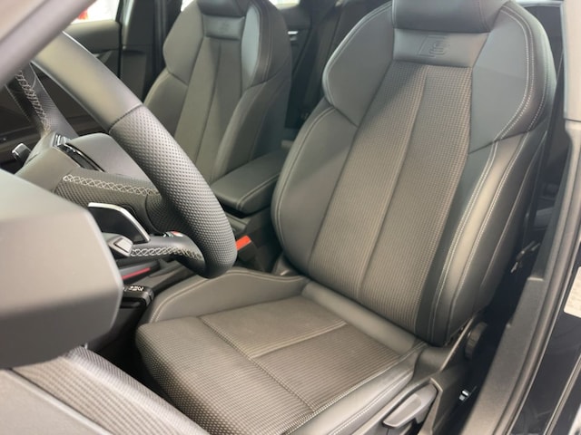 Audi S3 Quattro S-Tronic Sedan