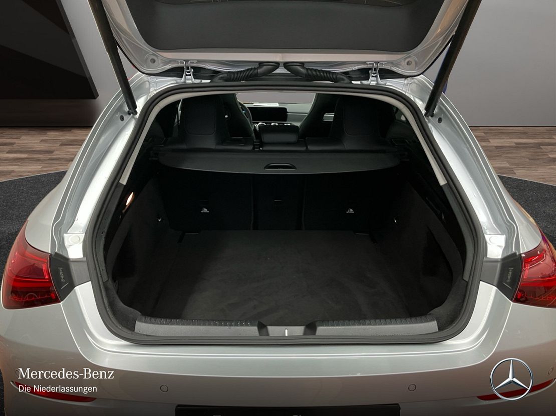 Mercedes-Benz CLA 180 Shooting Brake